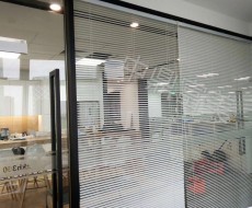 辦公室鋁合金橫百葉簾高檔美觀